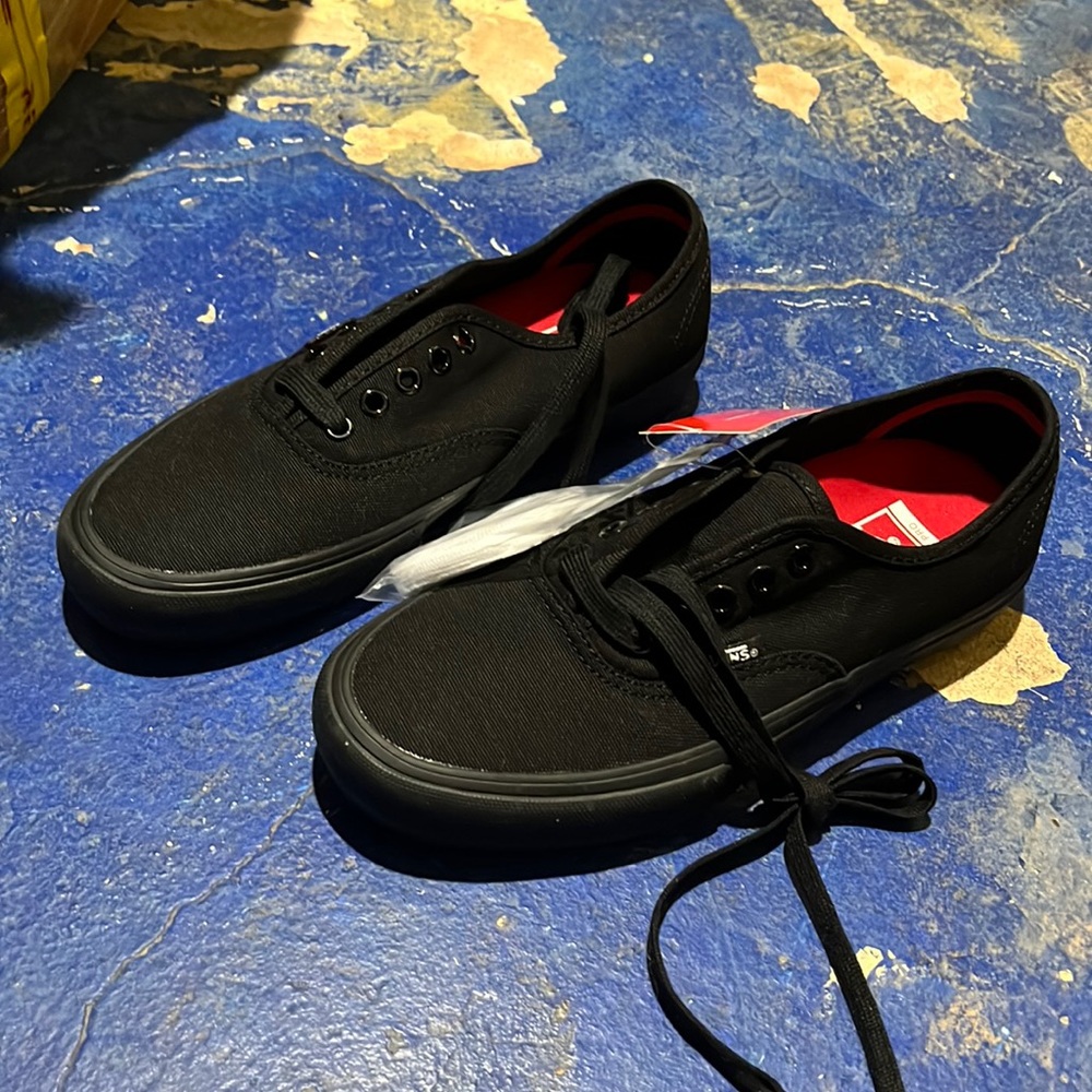 BRAND NEW COMFY CUSH VANS PRO